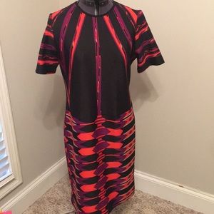 NWOT Dress Gabby Skye Size 6 Black/red/purple
